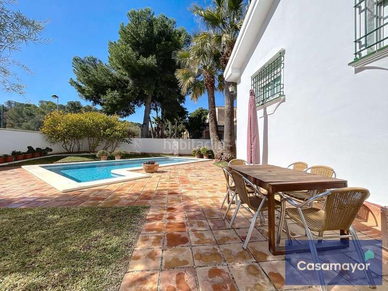 Foto 48227adc-9929-491a-8ff0-3b00dda08d7d. Xalet amb calefacció aparcament piscina a Vistahermosa Alicante