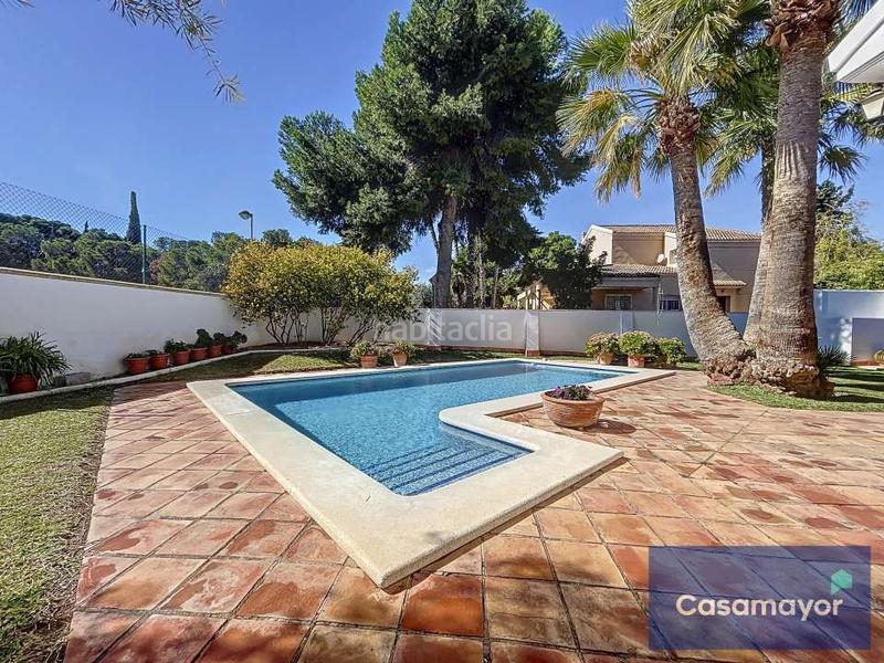 Foto 76b07987-54df-411f-89a6-09b45b786634. Xalet amb calefacció aparcament piscina a Vistahermosa Alicante