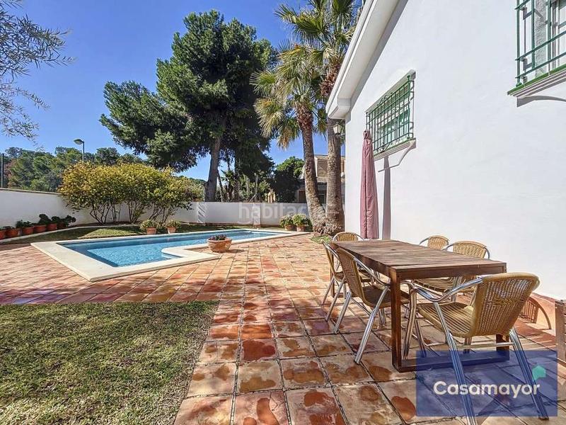 Foto 8b18ab5f-01fa-403c-b09e-c5c54d508b35. Xalet amb calefacció aparcament piscina a Vistahermosa Alicante