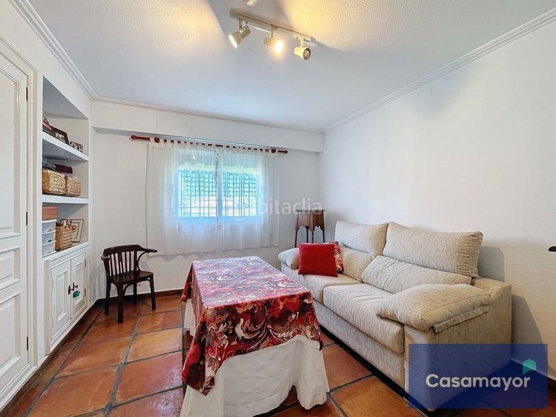 Foto bd60db01-0d63-4077-8f69-a7fc9ac1e0ee. Xalet amb calefacció aparcament piscina a Vistahermosa Alicante