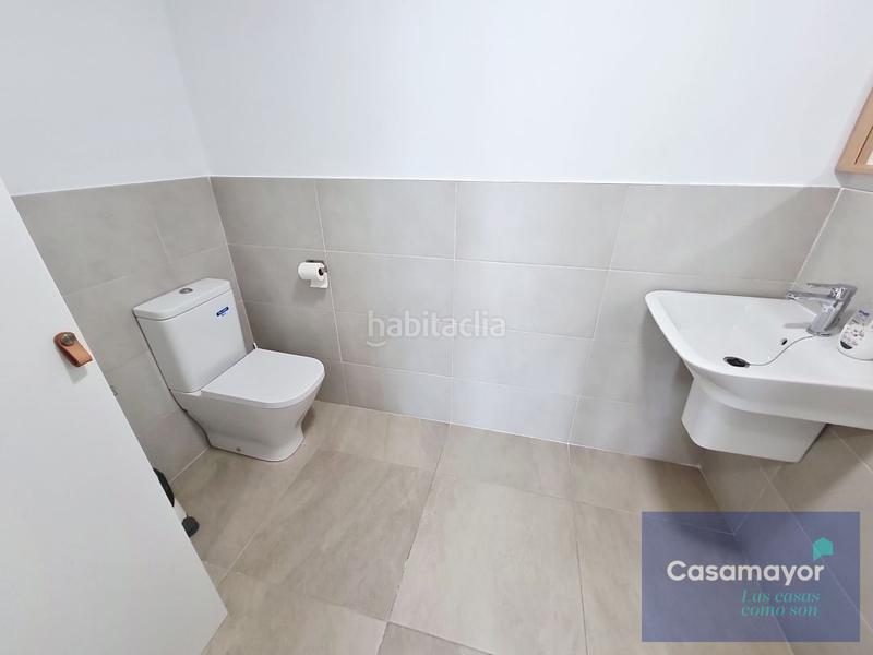 Foto b86bf860-9b7f-48b8-a107-b510fa67314d. Alquiler local comercial próxima disponibilidad local comercial en alquiler en pau 1 en Alicante