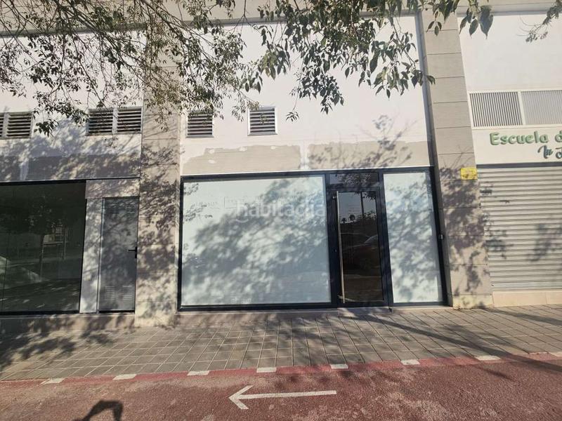 Foto f123d858-3420-4318-b558-6ee5d9fd1167. Alquiler local comercial próxima disponibilidad local comercial en alquiler en pau 1 en Alicante