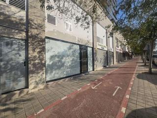 Location Local commercial  Avda. josé jornet navarro.. Próxima disponibilidad local comercial en alquiler en pau 1
