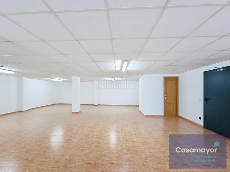Foto abee46c9-5b06-422e-8284-0c9a143c1af9. Alquiler local comercial fantastico local comercial en alquiler en el campello con una superficie de 524 m2 en Campello (el)