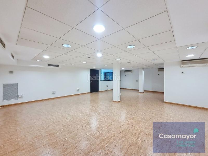 Foto c82a7abb-735f-4dab-b7c4-61b2c6212503. Alquiler local comercial fantastico local comercial en alquiler en el campello con una superficie de 524 m2 en Campello (el)