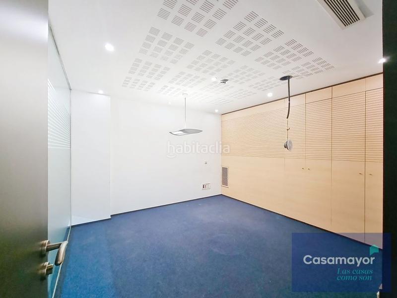 Foto f1e4a282-b1f0-45f7-9c59-05f408c0fb70. Alquiler local comercial fantastico local comercial en alquiler en el campello con una superficie de 524 m2 en Campello (el)