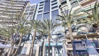 Location Bureau  Placa de los luceros. Oficina comercial en alquiler con 251 m2 construidos situada en