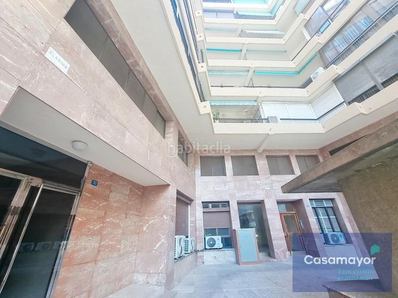 Foto 431d6925-fd9d-4a0a-b90d-a3ef3603665b. Office space in Ensanche-Diputación Alicante