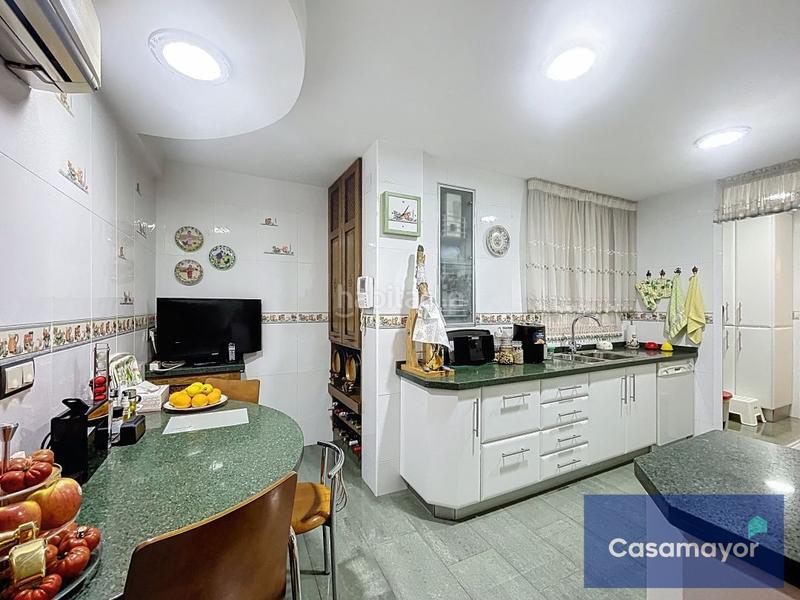 Foto 67347411-4644-426a-8bf3-e32aee13427c. Pis amb calefacció a Casco Antiguo - Sta. Cruz - Ayuntamiento Alicante