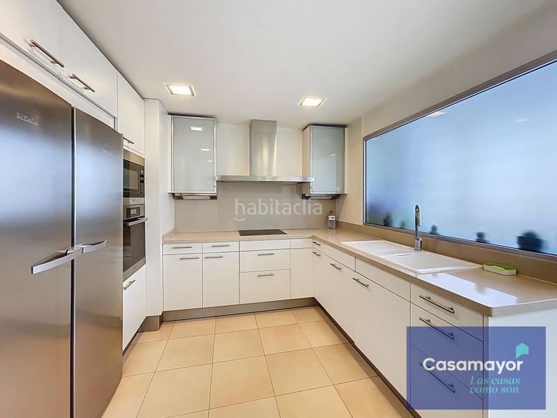 Foto 15fe9056-c641-43cd-b54f-049abf033c20. Attico con riscaldamento parcheggio in Benalúa Alicante