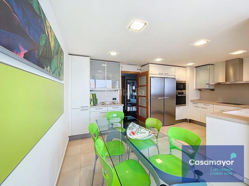 Foto 18ba7564-0e71-42ac-8e02-324fd0e789e4. Attico con riscaldamento parcheggio in Benalúa Alicante