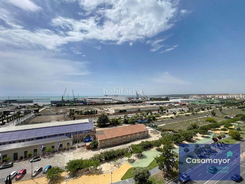 Foto 5eb5e9ce-c826-4e43-a232-81ff70e9545c. Attico con riscaldamento parcheggio in Benalúa Alicante