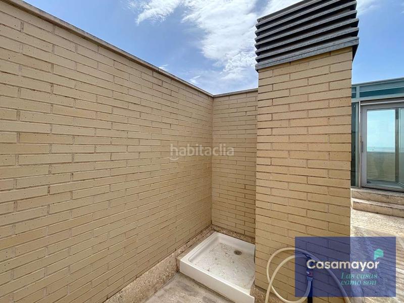 Foto 90d77bb6-f357-40c9-ad50-f98d4b3085e5. Attico con riscaldamento parcheggio in Benalúa Alicante