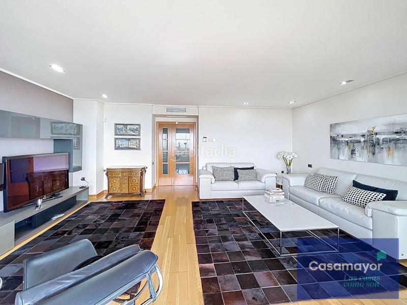 Foto aa94495c-7abf-4752-85ed-c4d0c8839d84. Attico con riscaldamento parcheggio in Benalúa Alicante