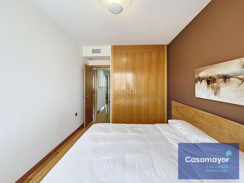 Foto fa9d7fd2-c8d5-43e8-9690-c5f5cd00b235. Attico con riscaldamento parcheggio in Benalúa Alicante