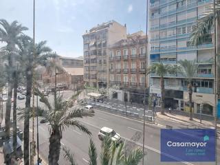 Location Bureau à Barrio del Centro. Oficina comercial en alquiler situada en la avd. alfonso el sabi