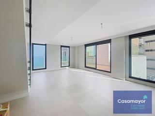 Penthouse  Carrer de sorolla. tico con vistas al mar en primera lnea de playa y piscina priv