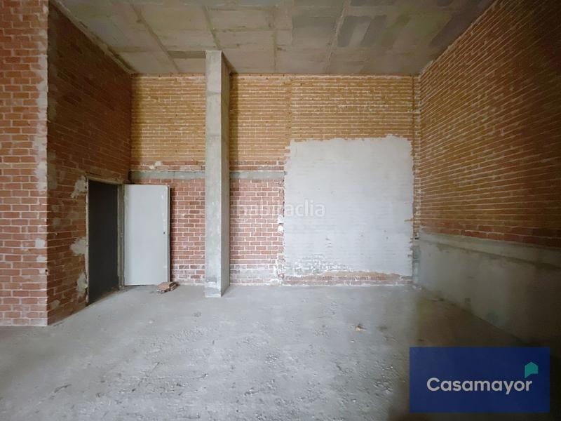 Foto 1d0a4a03-5bd7-47aa-a6aa-8e4f3aeccc50. Business premise in Paus - Polígono San Blas Alicante