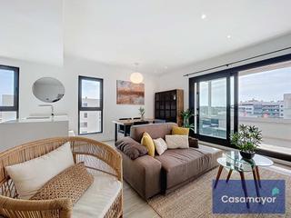 Location Attique à Calle pedagoga amelia asensi beviá 1. Espectacular ático en alquiler en nou nazaret