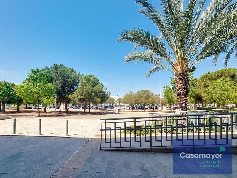 Foto 398dd810-8abc-441f-830c-6f0dd91ba0f8. Alquiler local comercial bajo comercial en venta y alquiler situado en elche parque empresarial en Elche / Elx