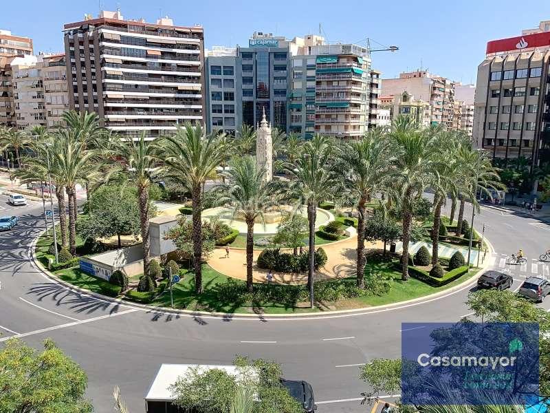 Foto 61a11c6f-cdfa-4537-aad7-a083bf3b1e45. Appartamento con riscaldamento in Barrio del Centro Alicante