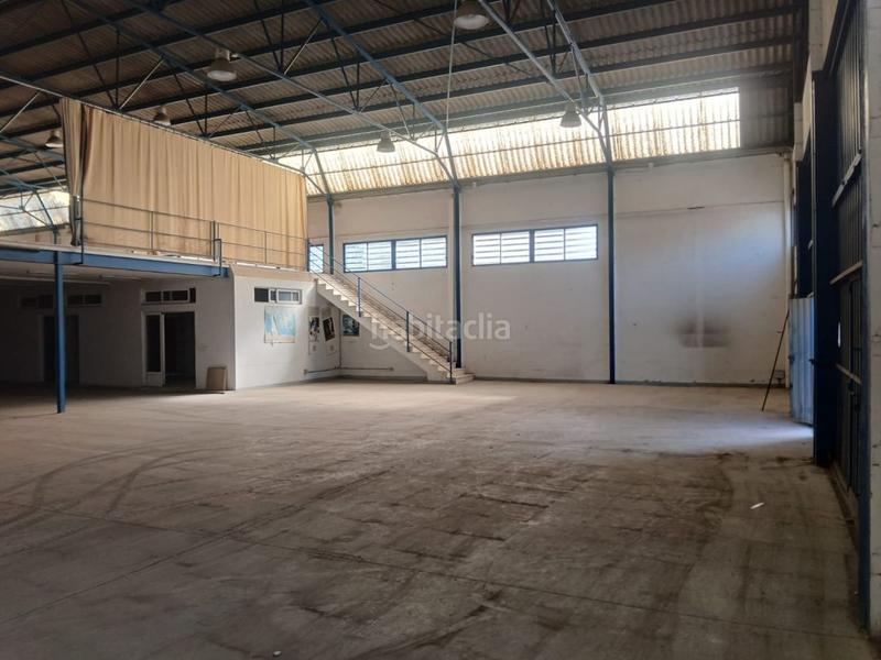 Foto 725a3a1f-b6ff-43f5-b8c4-26914ead34ce. Location bâtiment à usage industriel dans Pla de la Vallonga Alicante