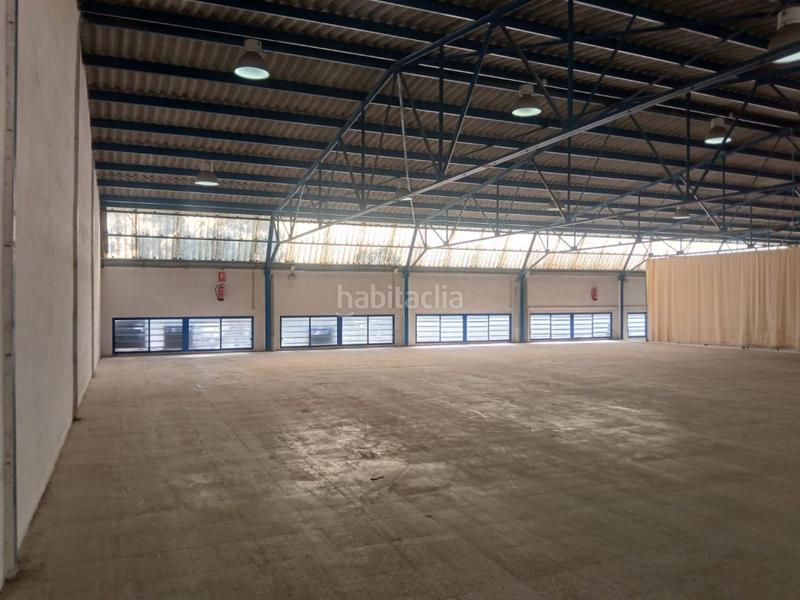 Foto 7d1f4001-66e2-4790-8859-4470f8fba019. Location bâtiment à usage industriel dans Pla de la Vallonga Alicante
