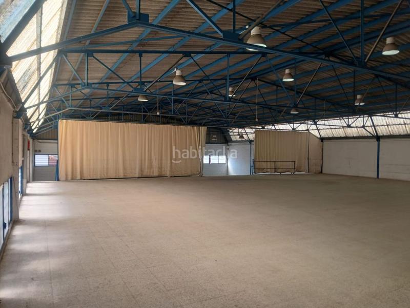 Foto ba618830-4e06-4f8e-8abe-b27bb926aa70. Location bâtiment à usage industriel dans Pla de la Vallonga Alicante