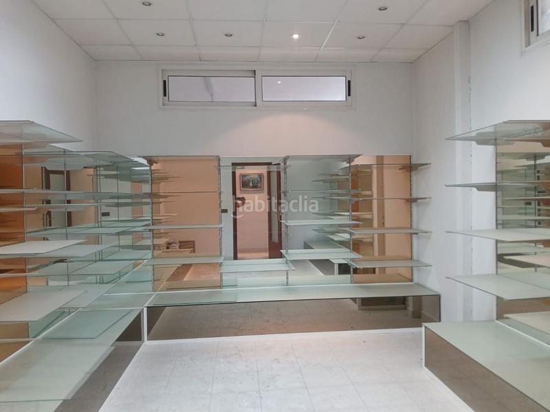 Foto fc3d11f6-94f4-4924-a4d1-cb3f547ad3ce. Location bâtiment à usage industriel dans Pla de la Vallonga Alicante