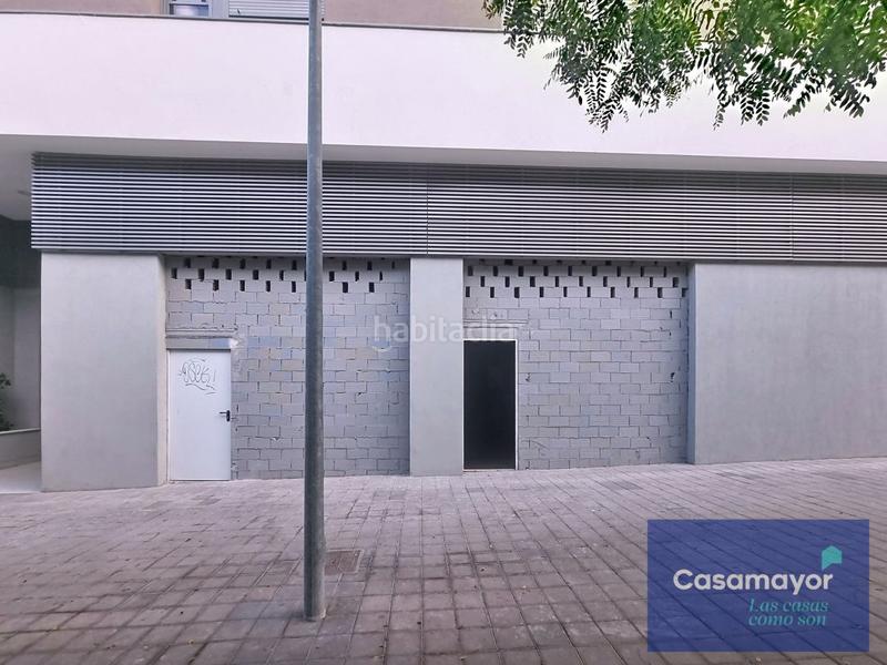 Foto ccb3142d-5e4c-473d-882d-62c290efa5d6. Alquiler local comercial  en alquiler situado en la avda. catedrático soler en Alicante