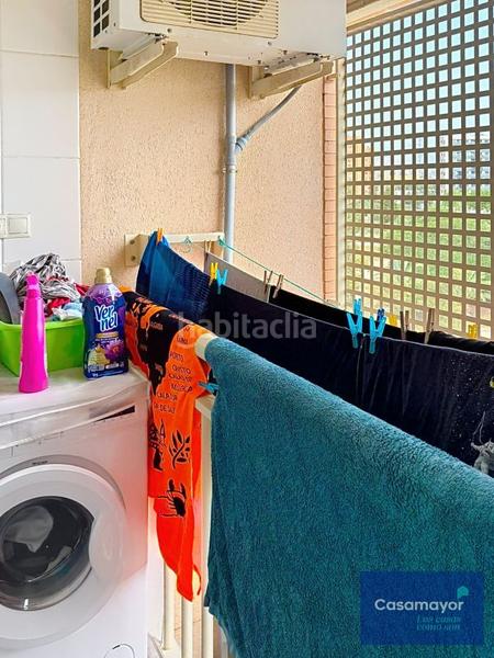 Foto 45fc0e0d-92c9-48eb-a85e-77b012f145ca. Piso  en venta con urbanización y vistas despejadas en Alicante