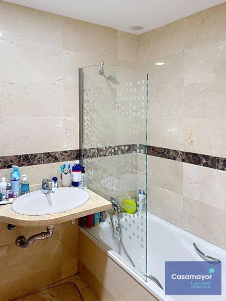 Foto ec523409-7268-477a-be09-b8fe2b16bd89. Piso  en venta con urbanización y vistas despejadas en Alicante