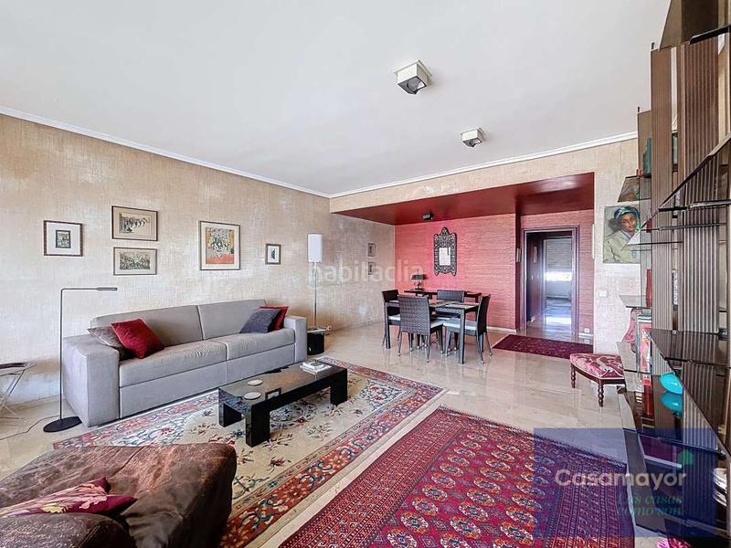 Foto 07249e33-9f72-4aa0-b896-dcc719d95bff. Piso vivir en las alturas elegancia, luz y vistas inigualables en Alicante