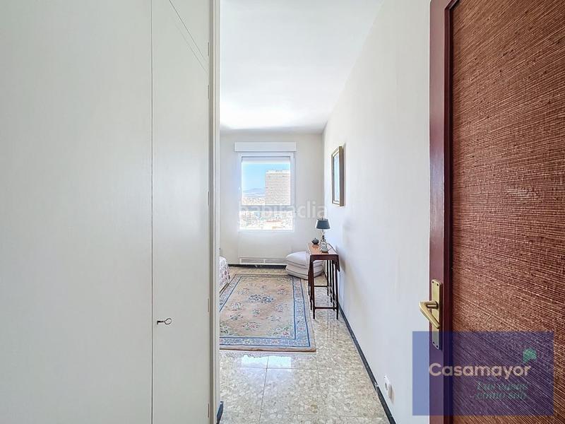 Foto 38ee1b8d-6620-42ab-933a-e2c6f33a23e1. Piso vivir en las alturas elegancia, luz y vistas inigualables en Alicante