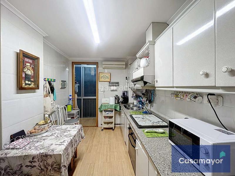 Foto 5e6a6129-22cd-46a6-acee-7b57df5eca82. Miete etagenwohnung in Ensanche-Diputación Alicante