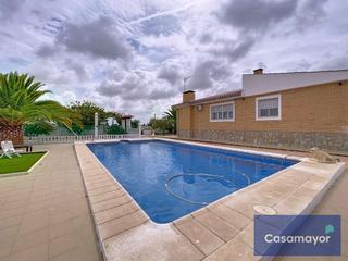 Location Maison  Vial dels holandesos. Chalet en alquiler en villa montes
