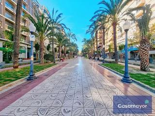 Local commercial  Carrer sant joan bosco. Local comercial en venta cerca de luceros