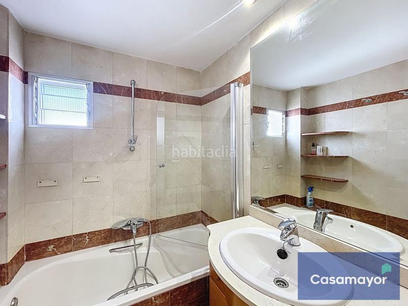 Foto deb1c82d-e275-48db-b6a9-f5ea596a33d0. Location appartement dans Mercado Alicante