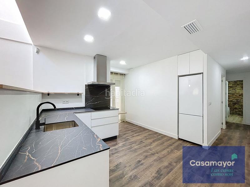 Foto 4105cf92-68c9-42e4-a4d6-3170e2293252. Dachwohnung mit heizung in Barrio del Centro Alicante