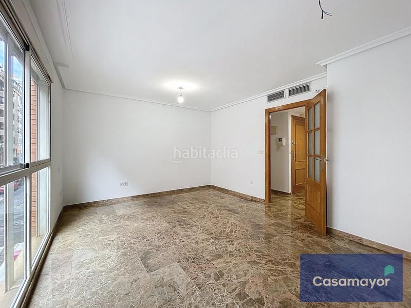 Foto ce6dd648-4455-46a5-a61b-a9a284ded4c6. Alquiler piso vivienda en alquiler en calle general odonnell en Alicante