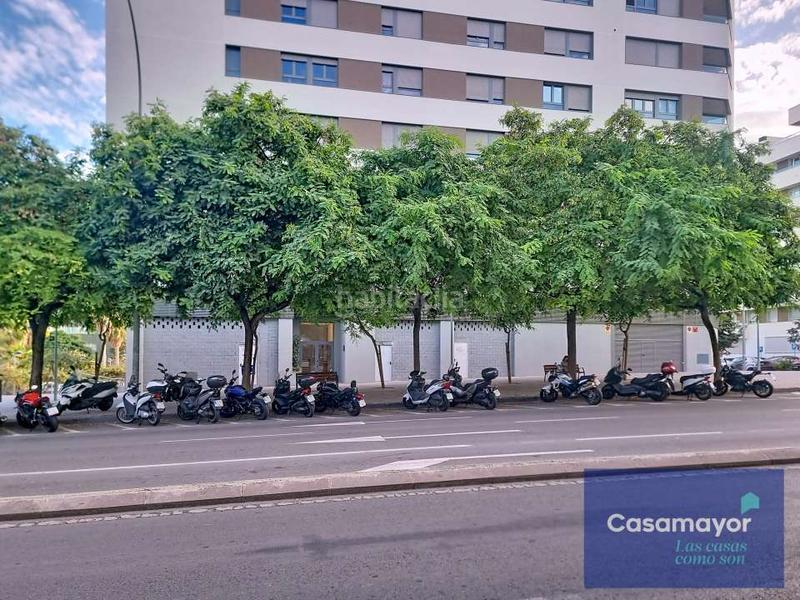 Foto 2166bcdd-aec6-48ba-b413-1fefcab316c6. Alquiler local comercial  en alquiler situado en la avda. catedrático soler en Alicante