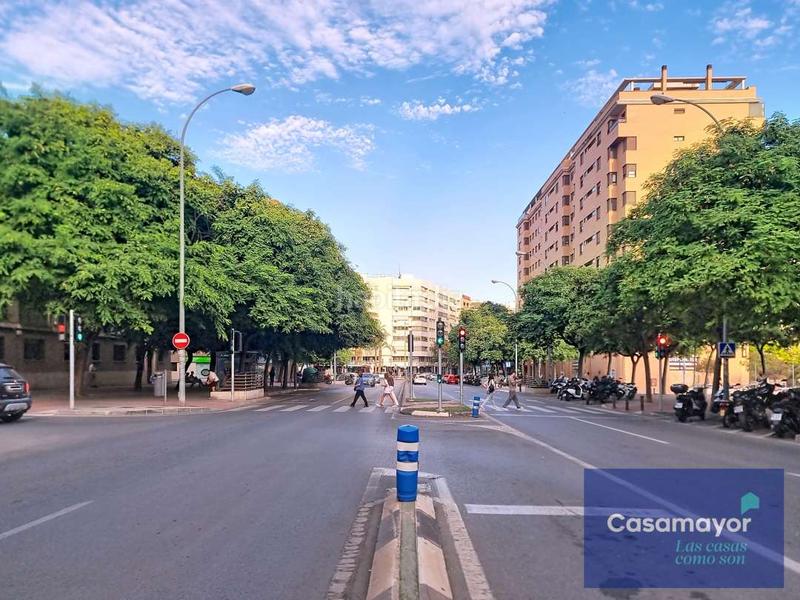 Foto 39bb508f-708c-4f94-a506-32049d497c05. Alquiler local comercial  en alquiler situado en la avda. catedrático soler en Alicante