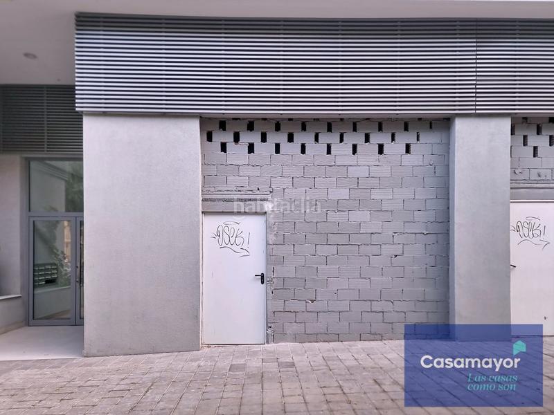 Foto b2d4dc82-d001-4a2f-bd07-1df2c59a6c81. Alquiler local comercial  en alquiler situado en la avda. catedrático soler en Alicante