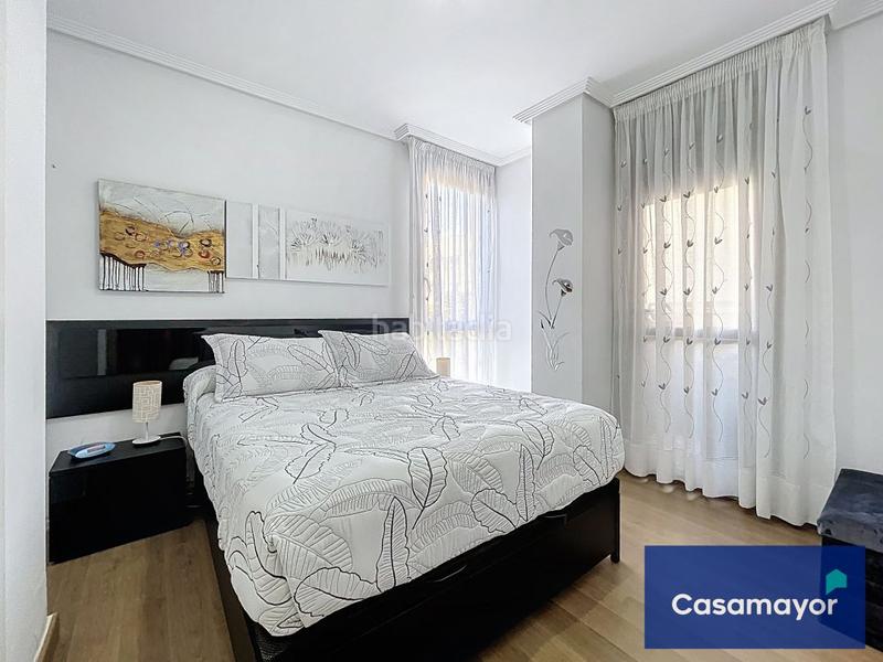 Foto 80d8059c-83c7-4f5a-aa3d-50b5efbec0d9. Pis a calle doctor jiménez díaz 1 a Centro San Juan de Alicante