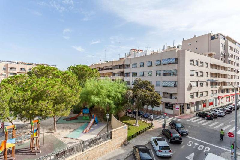 Foto b388d665-379e-41c3-bc73-4f812f0e39c9. Pis a calle doctor jiménez díaz 1 a Centro San Juan de Alicante