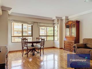 Flat in Avinguda general marvá 35. Piso a la venta en el centro de alicante con plaza de garaje opc