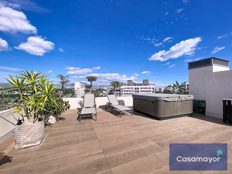 Foto 1a5ec0ed-707d-4e92-a29a-fb173f2a640f. Etagenwohnung mit heizung parking pool in PAU 5 Alicante