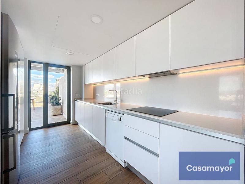 Foto 250d041f-3427-4b0a-be23-3aecba608084. Etagenwohnung mit heizung parking pool in PAU 5 Alicante