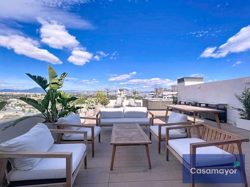 Foto a355f524-749a-41d3-be44-c206c9880e58. Etagenwohnung mit heizung parking pool in PAU 5 Alicante