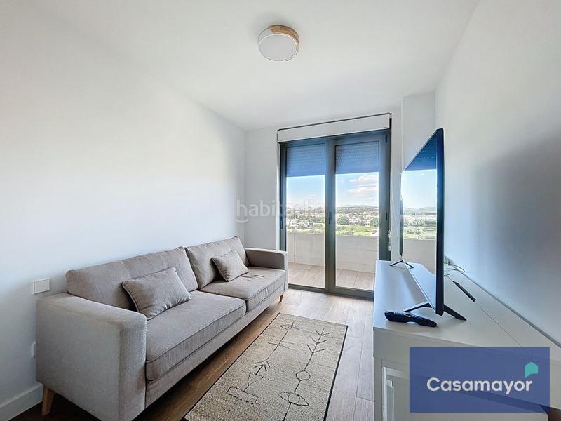 Foto ce19d437-164f-4767-a891-fa48ec64c385. Etagenwohnung mit heizung parking pool in PAU 5 Alicante